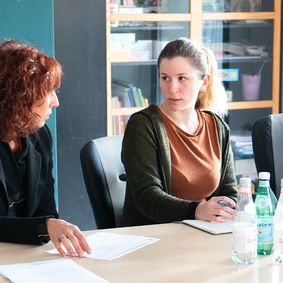 Mamma seguita da una persona del progetto 