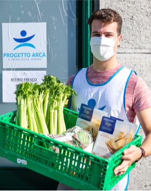 Volontario Fondazione Arca Emergenza Alimentare