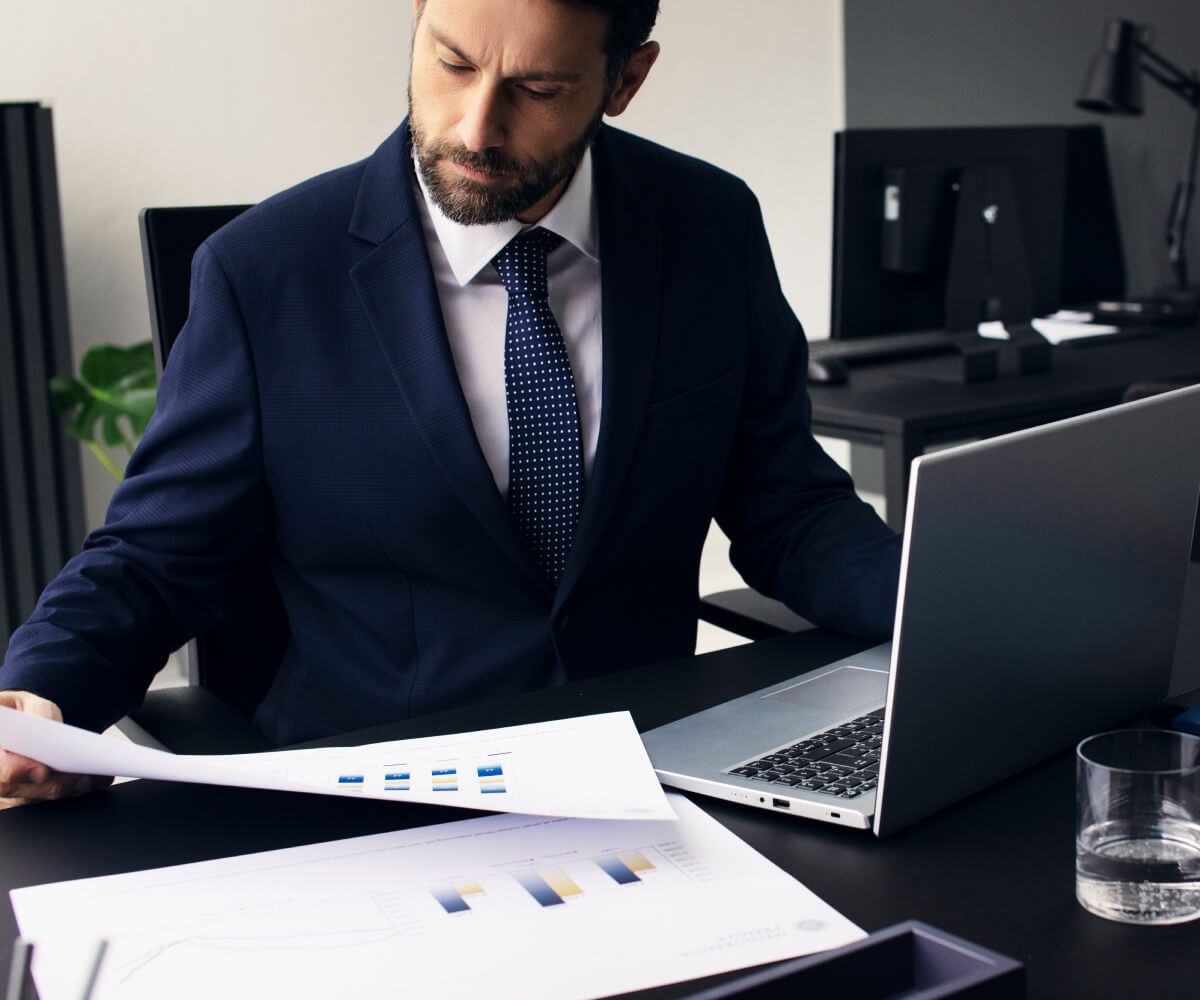 Advisor Mediobanca Premier che definisce una pianificazione successoria